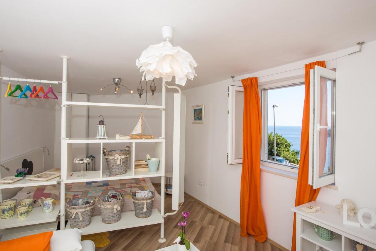 A Bright Hideaway Apartment ดูบรอฟนิก ภายนอก รูปภาพ