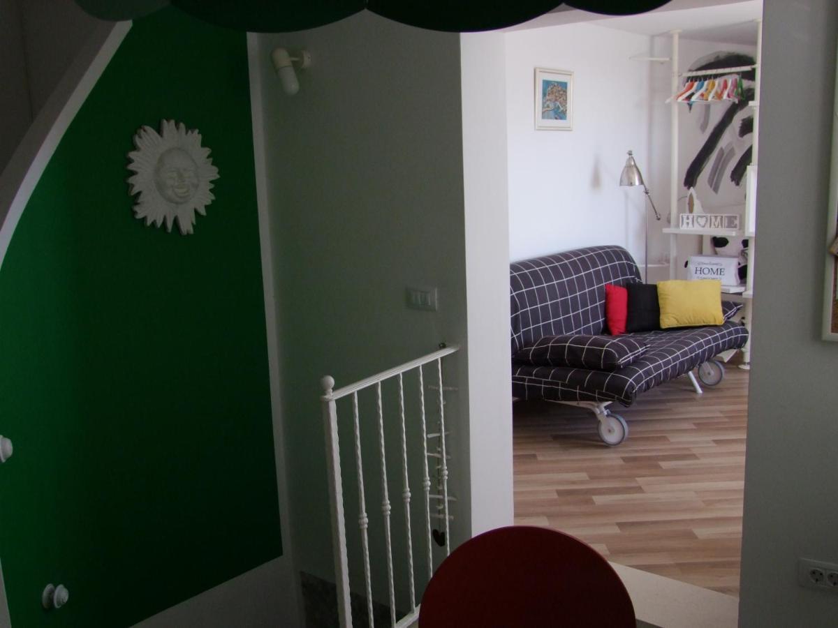 A Bright Hideaway Apartment ดูบรอฟนิก ภายนอก รูปภาพ