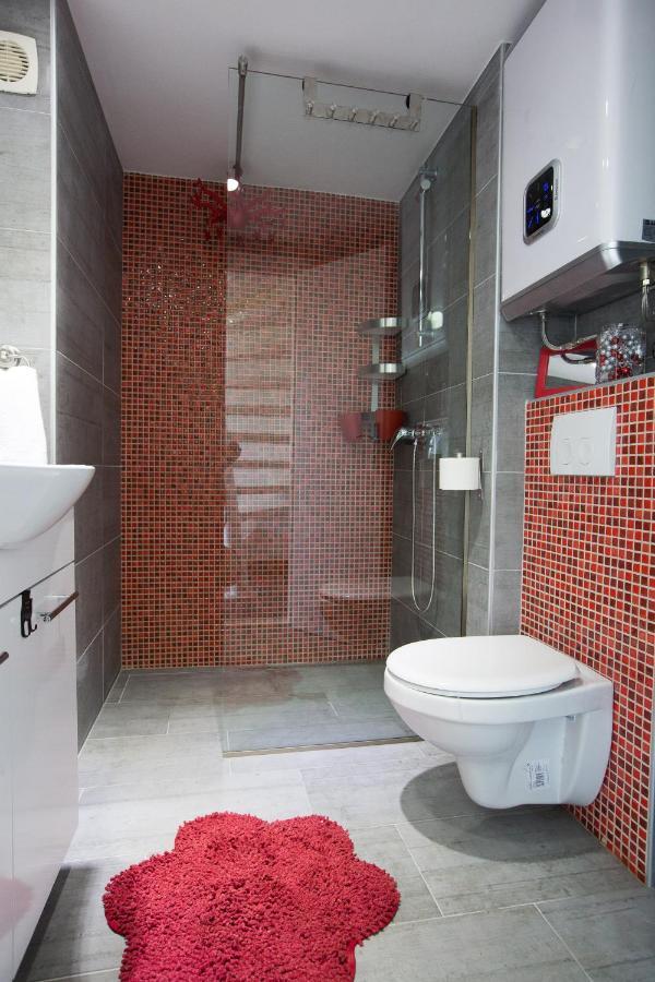A Bright Hideaway Apartment ดูบรอฟนิก ภายนอก รูปภาพ