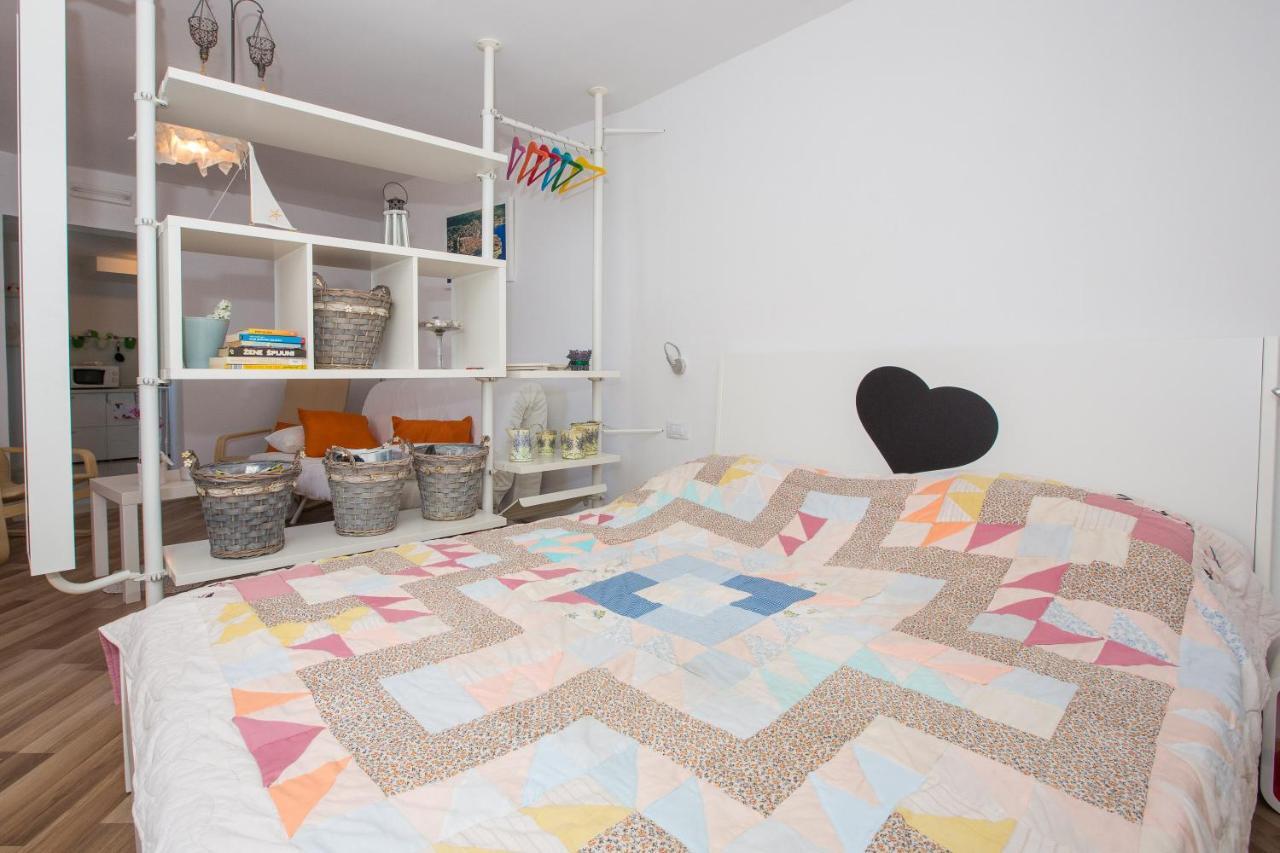A Bright Hideaway Apartment ดูบรอฟนิก ภายนอก รูปภาพ